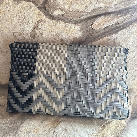 Maria Victoria Clutch Gray and Black white - Picture 5 of 5